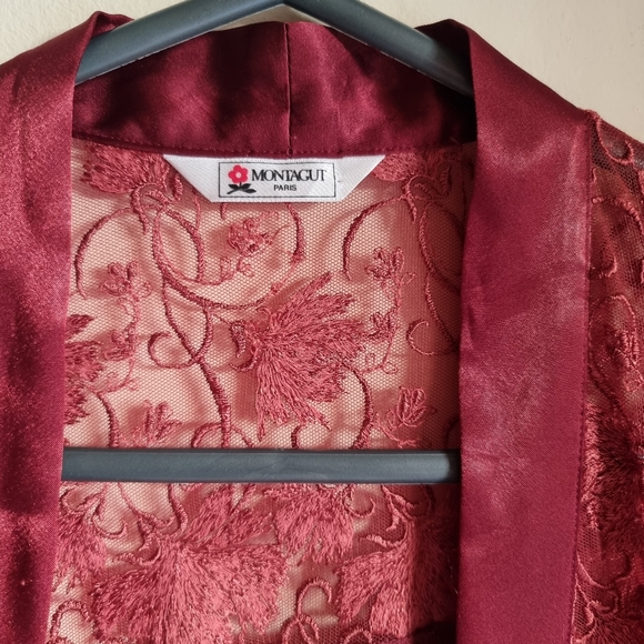 Montagut Women Silk Kimono. - Picture 3 of 10